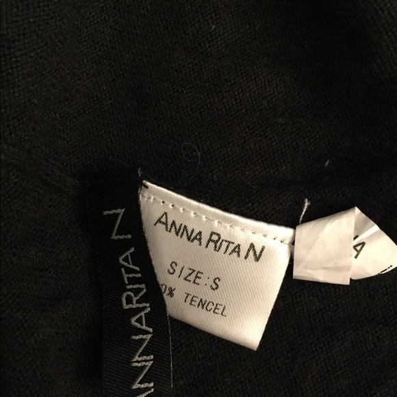 Unique semi see through black cardigan - Picture 3 of 3